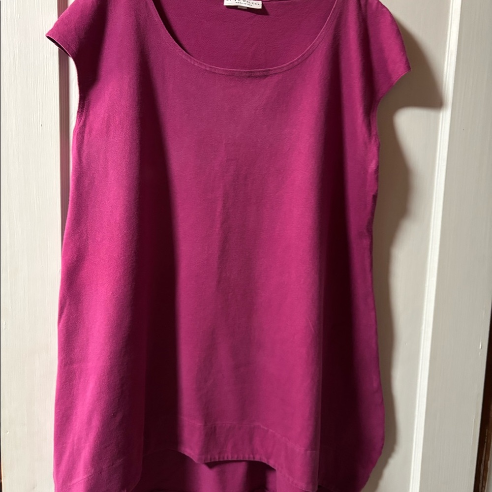 Magenta Bryan Walker tunic, knit
